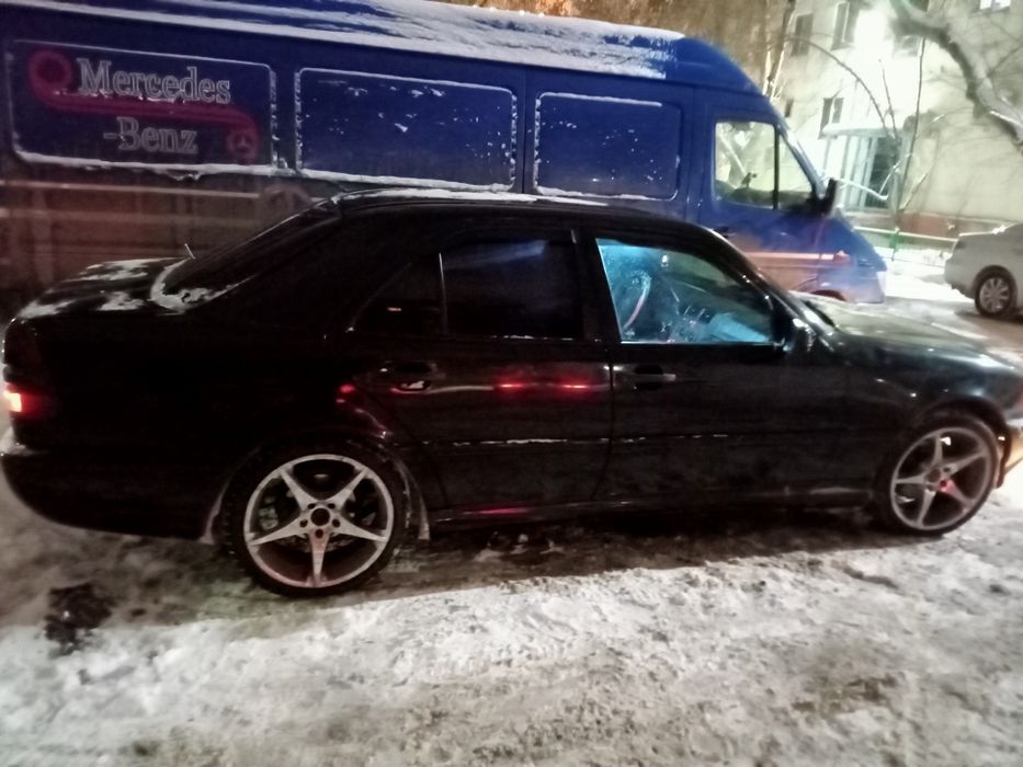 Мерседес бенс С180