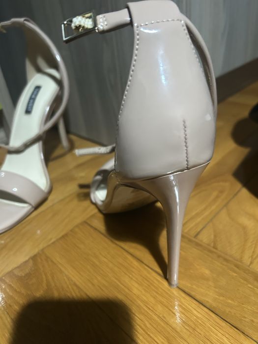 Токчета Nine West