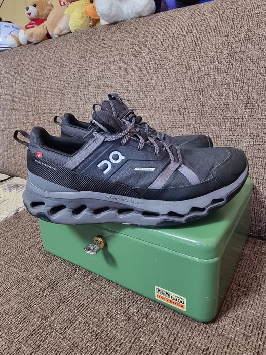 Adidasi alergare on cloude nr 42.5