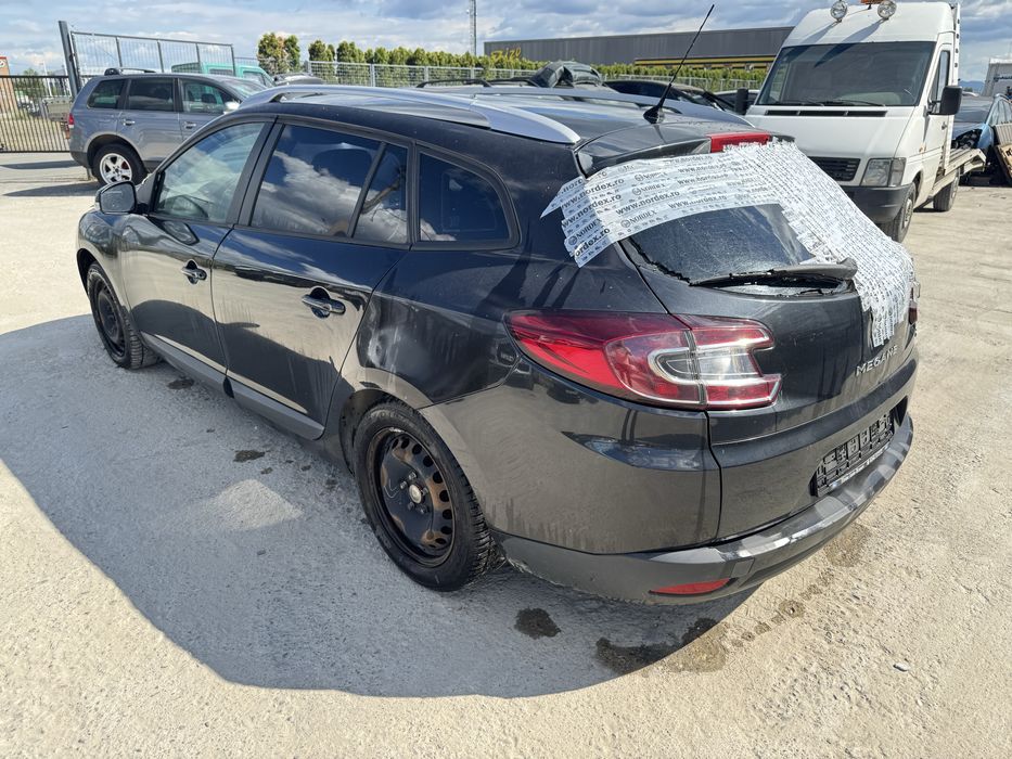 Dezmembrez Renault Megane 3 Combi 1.5 dCi 110CP Euro 5 Manual 6 trepte