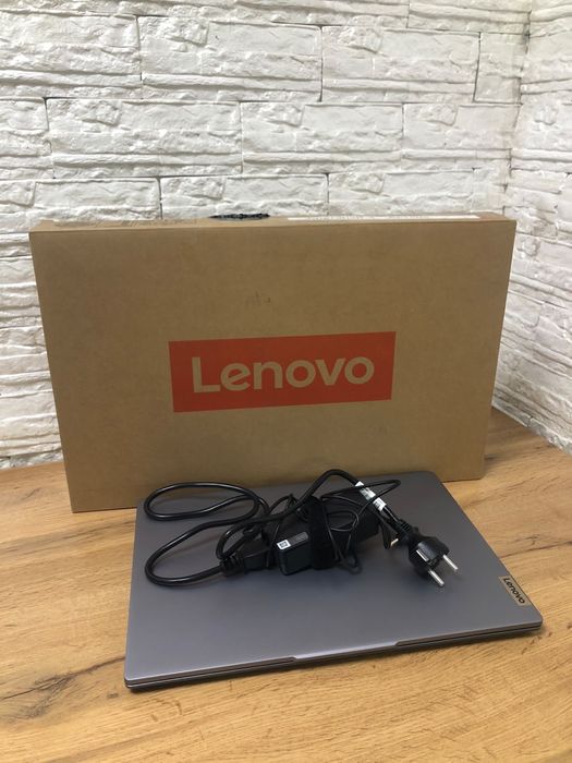 Lenovo IdeaPad i5-13