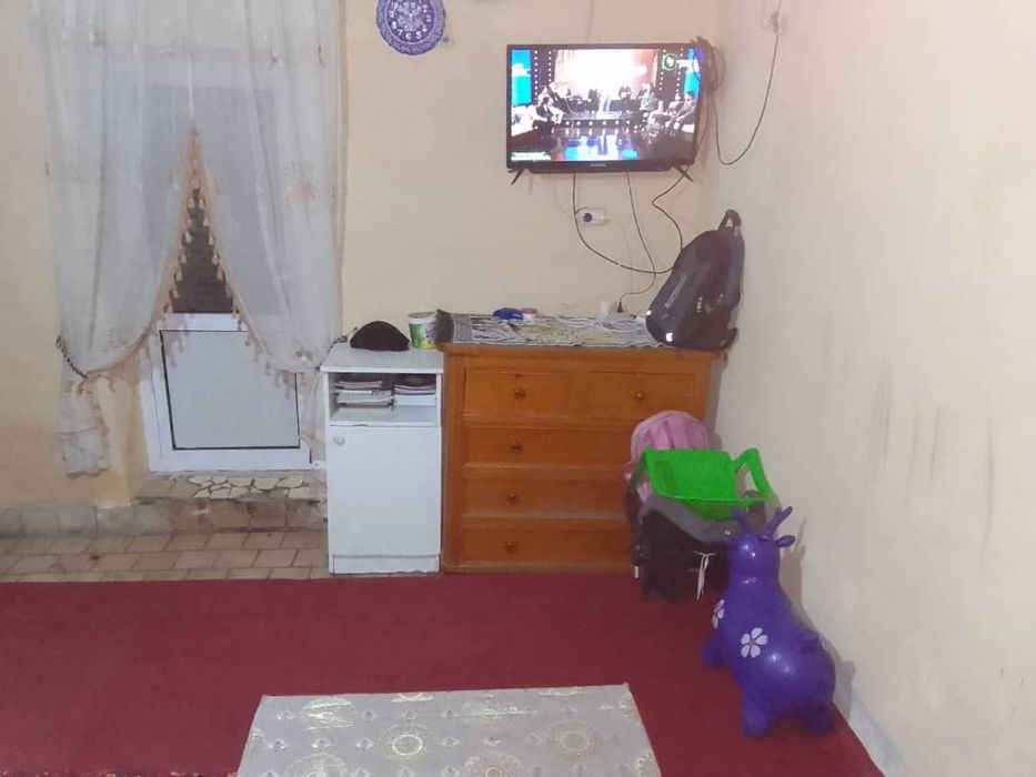 Srochno Hovli sotiladi 6 sutixli