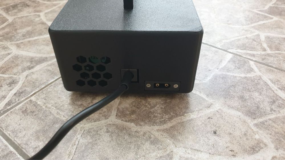 Поддържащо захранване за автосервиз 1200W / до 14.5v