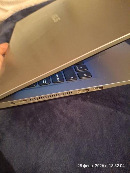 Ноутбук сатылады