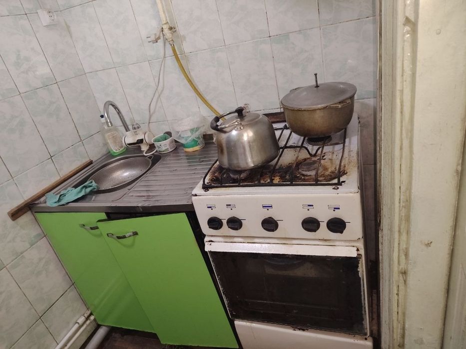 Uy sotiladi 2 xona 1 etaj