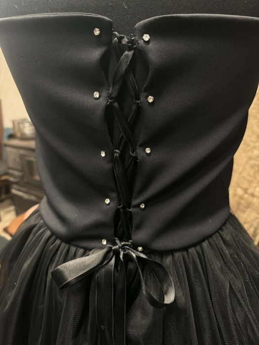 Малка черна  рокля   !