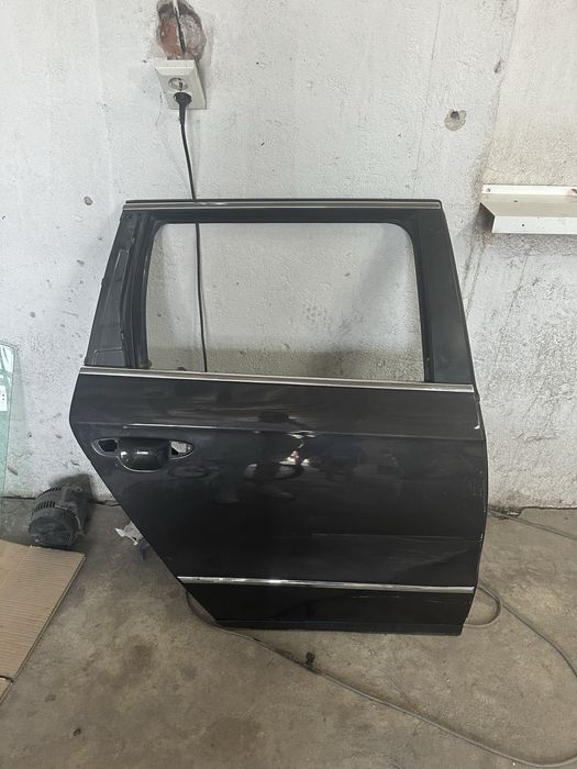 Задна дясна врата Passat B6
