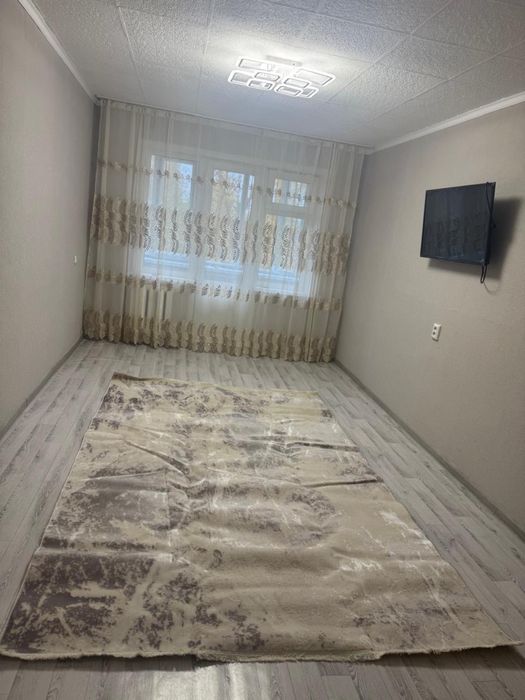 Продам двух комнатную квартиру !