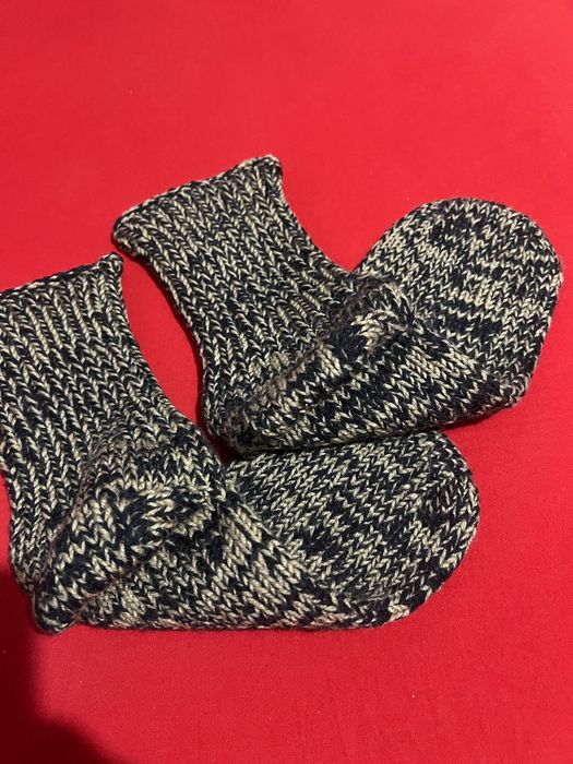 Плетени чорапи и терлици