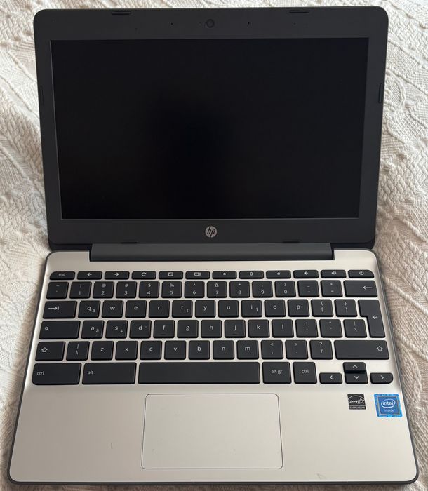 Laptop HP Model 11-v000nq 11,6 inch