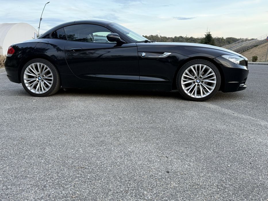 Vând BMW Z4 Roadster (E89) sDrive20i – 184 CP – Cutie Sport Automat