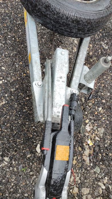 Service,platforme,remorci,rulote,trailer frane ,cabluri piese noi ...