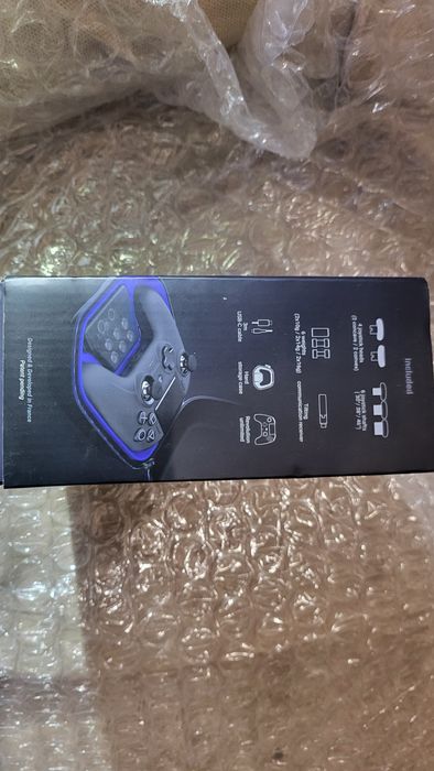 Топ в света геймърски контролер джойстик Nacon Revolution unlimited Pr