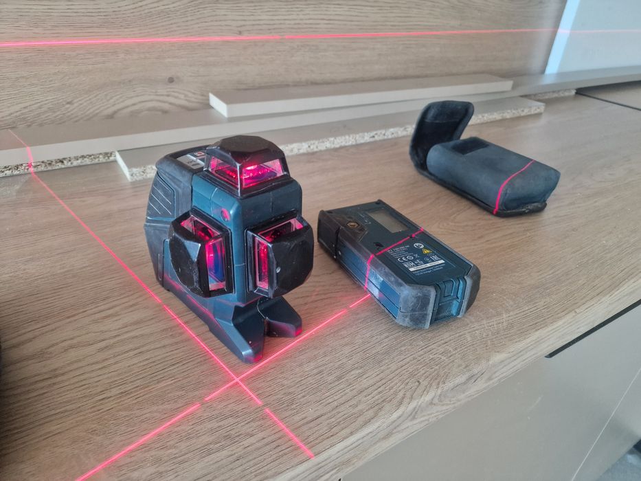 Laser Bosch GLL 3-80P si receptor LR 2