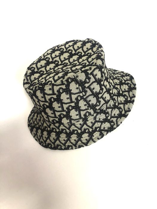 Шапка Gucci,dior,Louis vuitton,moncler