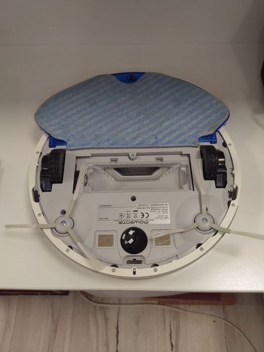 Ровента прахосмукачка робот