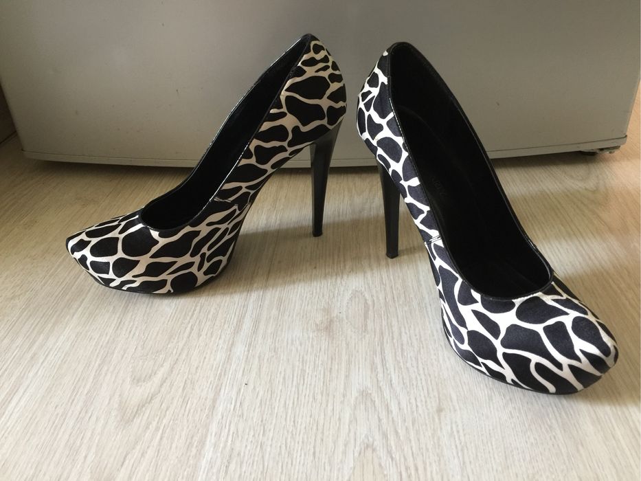 Туфли женские разные