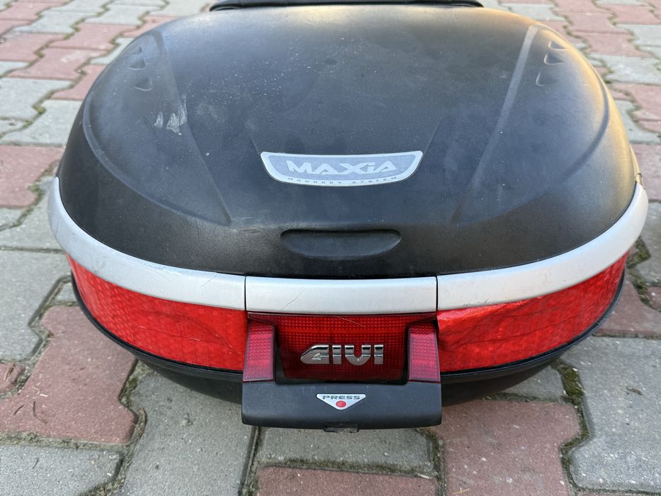 Vand Top case plus suport cu prindere !