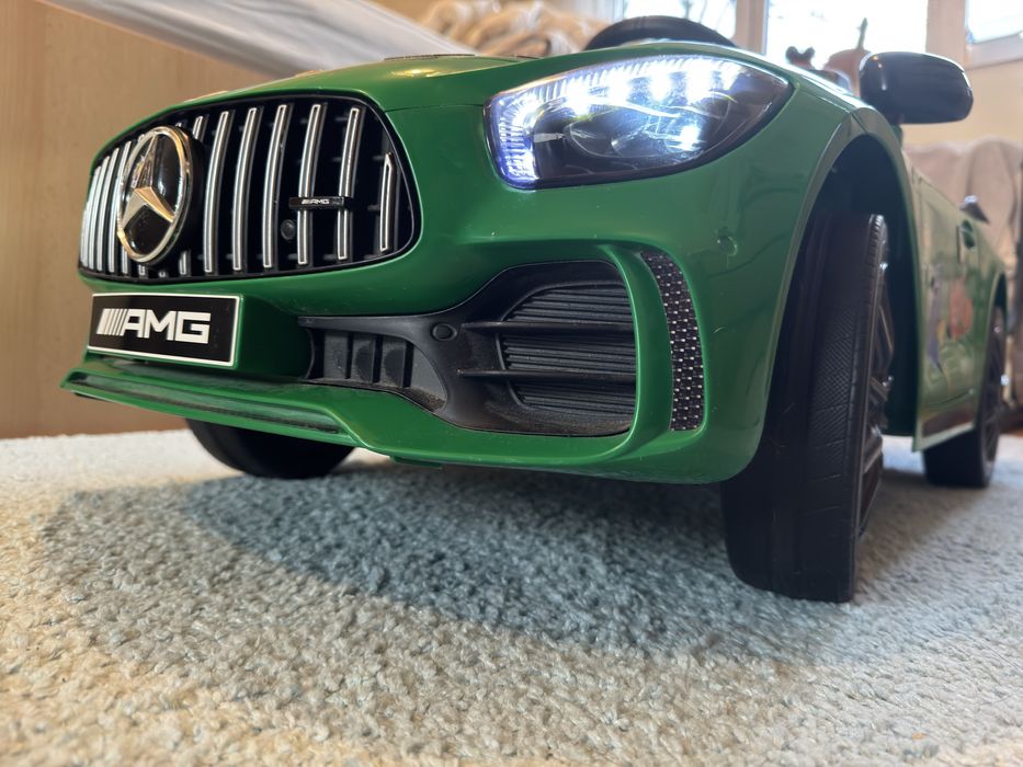 Masinuță electrica Mercedes AMG
