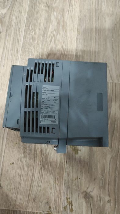 Частотный преобразователь Schneider ATV 310
