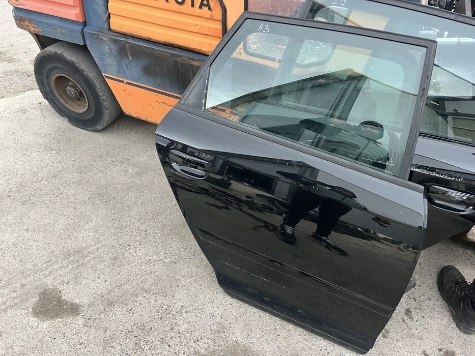 Врата лява и дясна за Audi A3 Sportback 2010г.