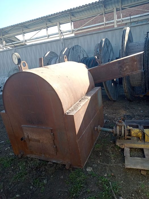 Продам котел на твердом топливе