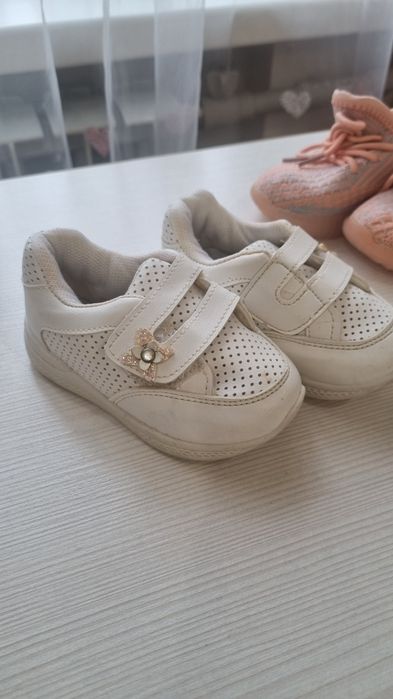 Весенне-летняя обувь на девочку