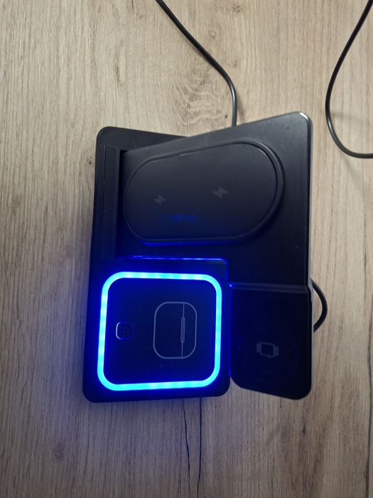 Încărcător 3 in 1 iPhone Apple watch