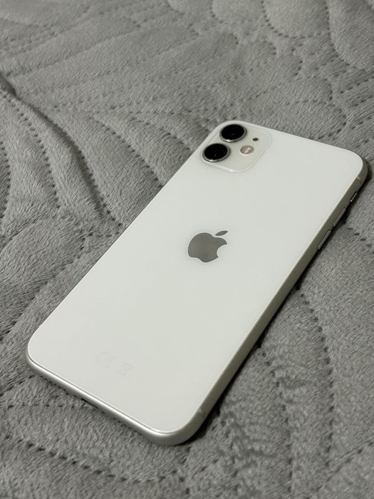 Продам iphone 11