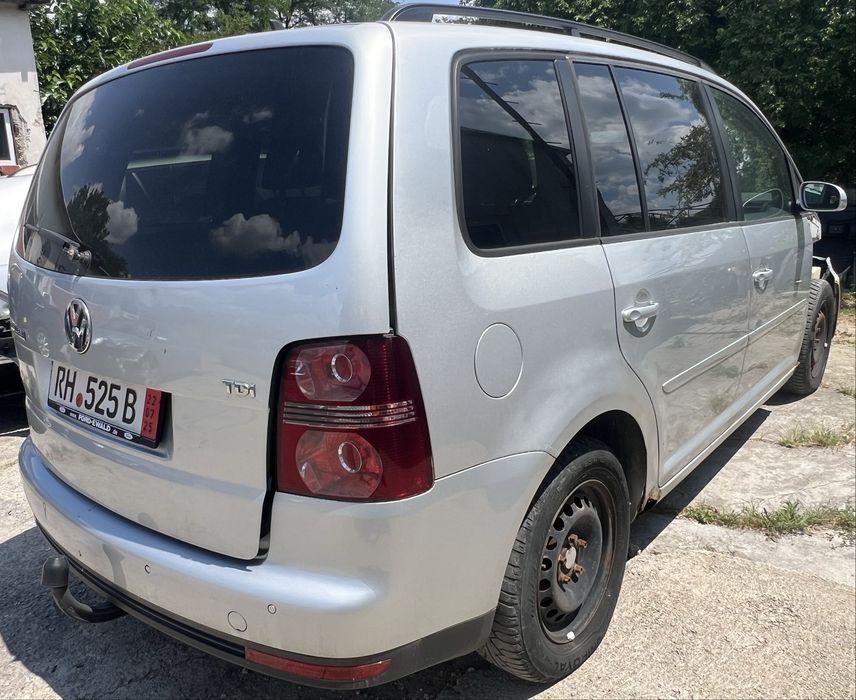 VW Touran 1.9TDi BLS 6скорости 2009г НА части