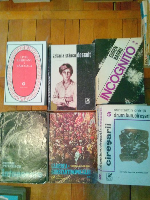 Vand colectie de carti