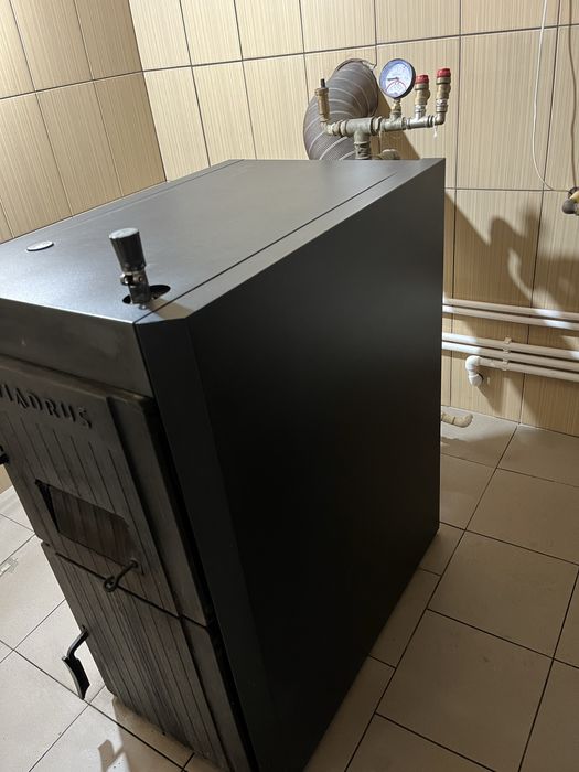 Centrala pe lemne Viadrus 30 kw din fonta