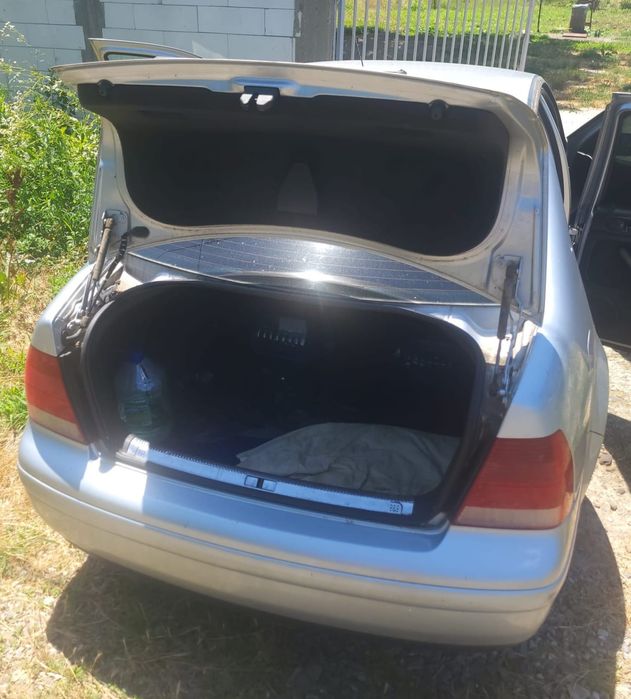 VOLKSWAGEN Bora 2000 — imagine 4