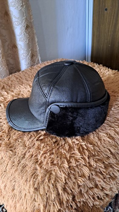 Мужская  шапка .