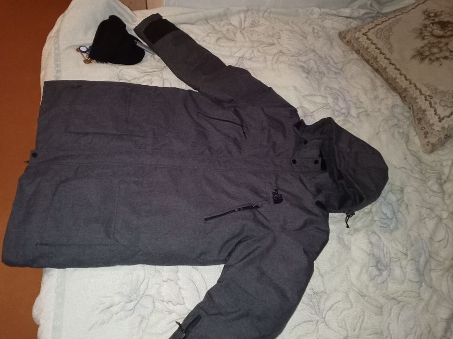 Куртка Новая. Продам