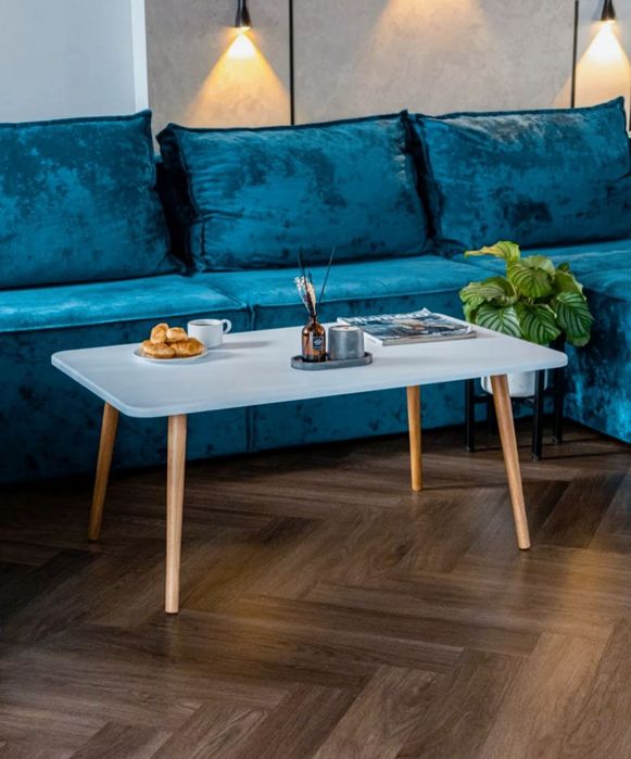 Журнальный столик и детский стол