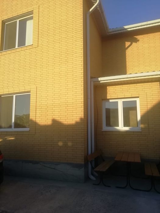 Продается двухэтажный дом