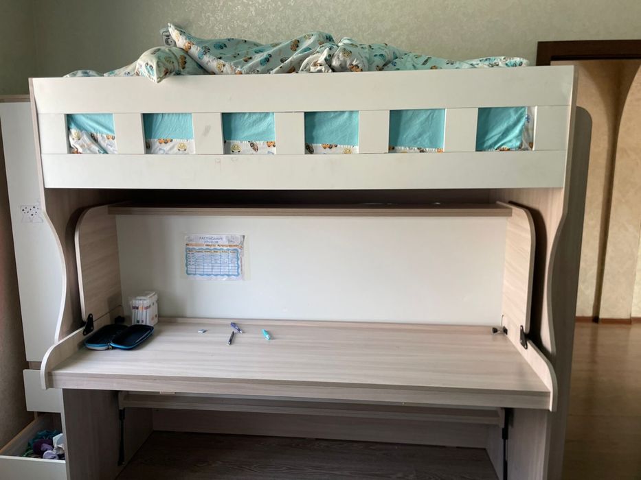 Кровать двухярусная трансформер