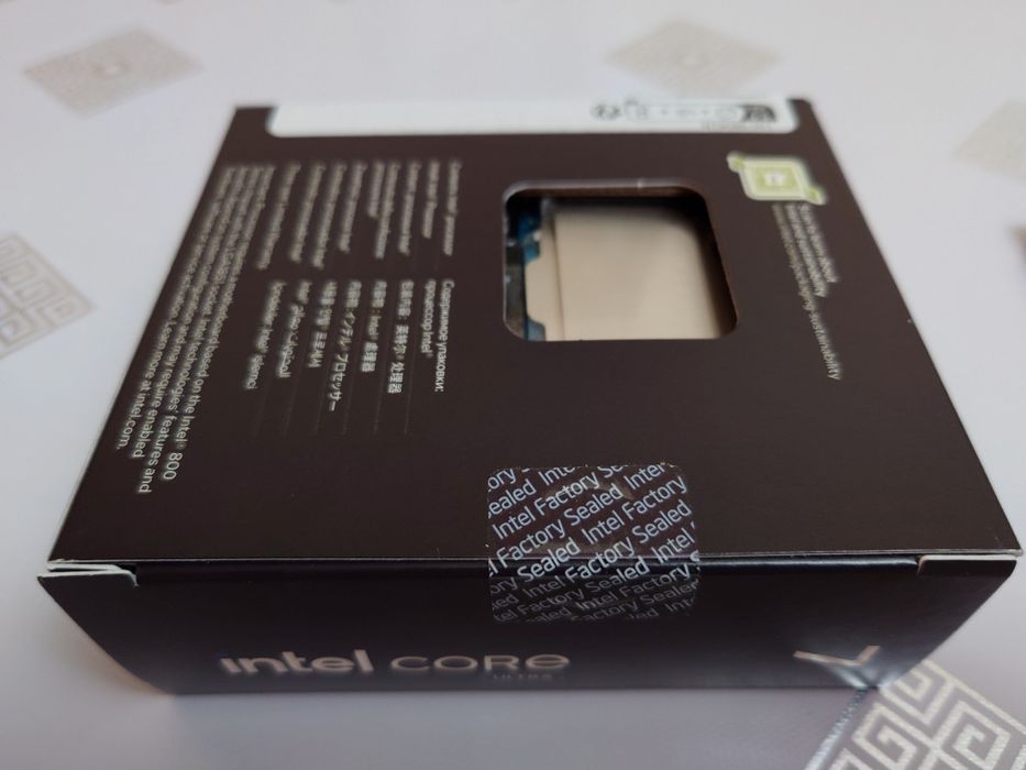 Intel Ultra 7 265K / MSI Z890 TOMAHAWK / CORSAIR 32GB / RTX 4070 OC