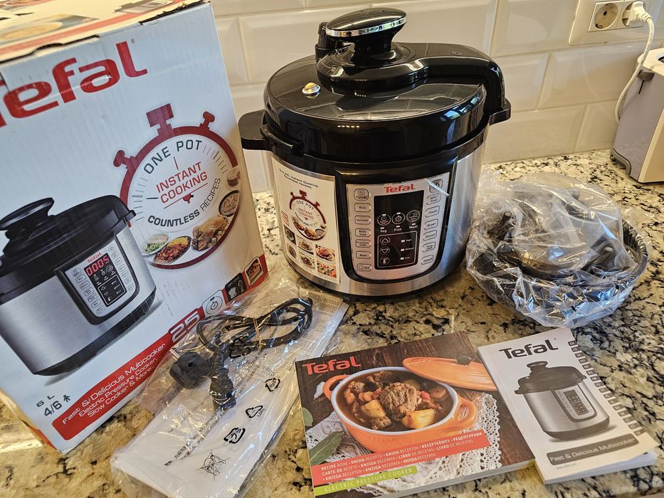 sub presiune electrica Tefal One Pot CY505E30, 1200W, capacitate vas antiaderent 5.8 L, 25 de programe, functie pastrare la cald, argintiu & negru