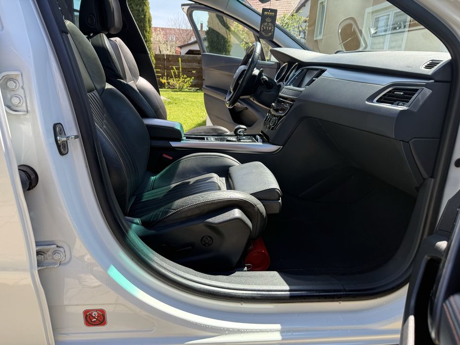 Peugeot 508 RXH Hybrid. 4x4