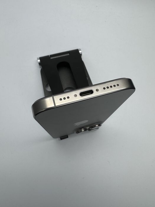 iPhone 16 PRO - 256Gb - STARE ABSOLUT IMPECABILA + Garantie