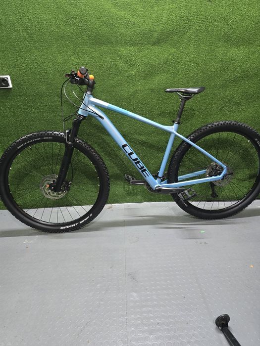 Cube access race 29 планински алуминиев велосипед RockShox air