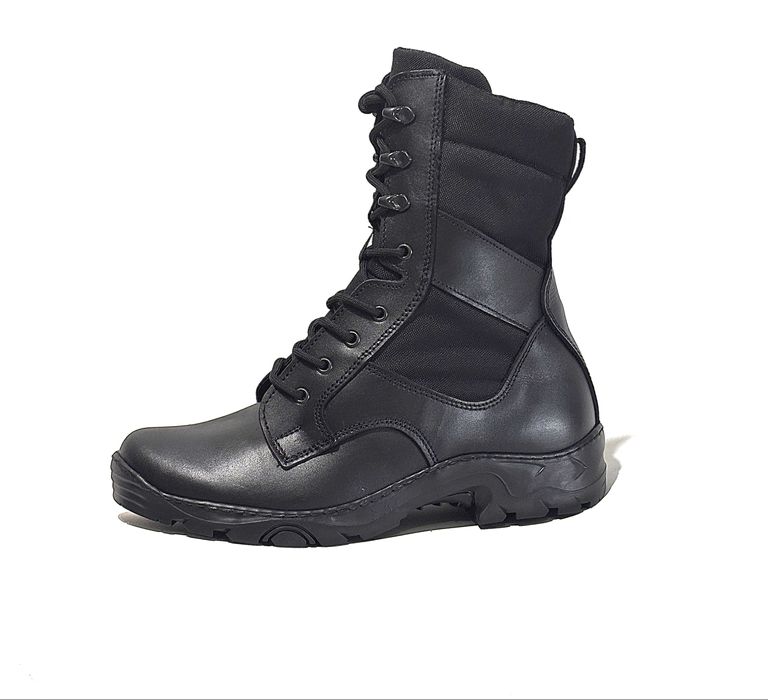 Bocanci militari iarna politie jandarmerie m4