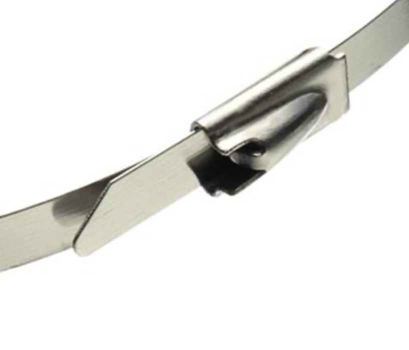 Papuci cu barbete metalice