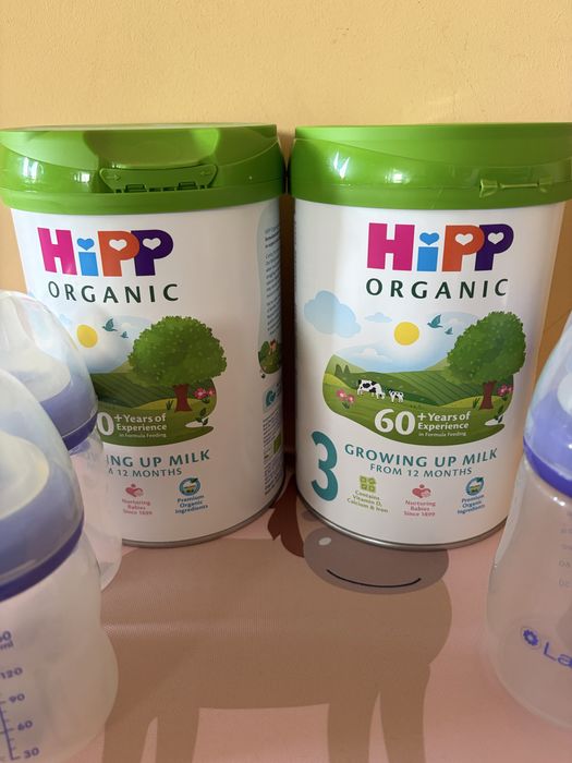 Бебешко мляко Hipp Organic 3 + Шишета Lansinoh