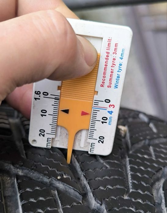 Джанти с гуми 5х139.7