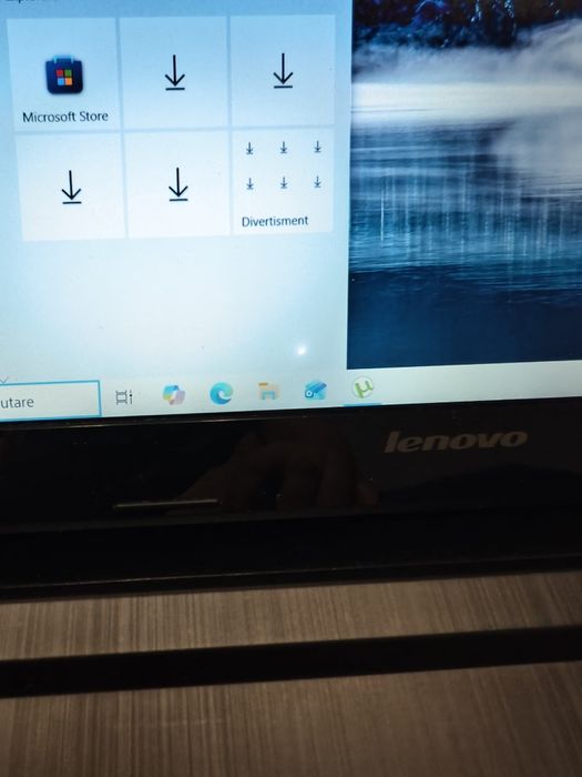 Laptop Lenovo G50-80 GPU dedicat Radeon R5 2gb