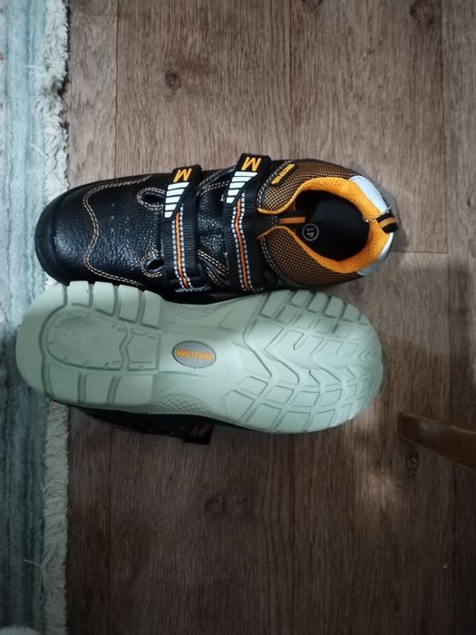 Рабочие сандалии (спецобувь) — Новые, р. 41