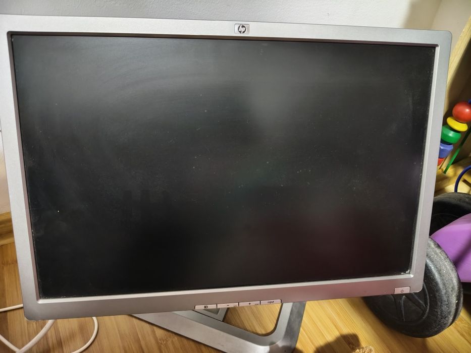 Unitate pc și monitor
